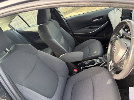 2021 Toyota Corolla - thumbnail 5