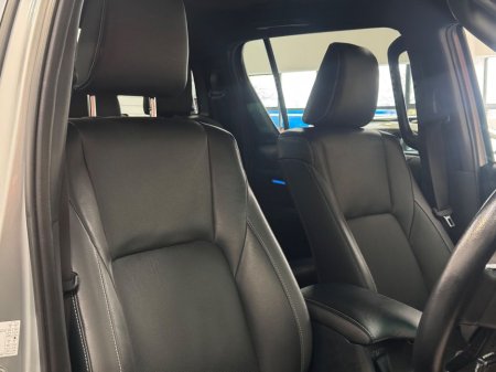 2023 Toyota Hilux - thumbnail 20