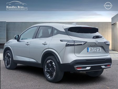 2025 Nissan Qashqai - view 2