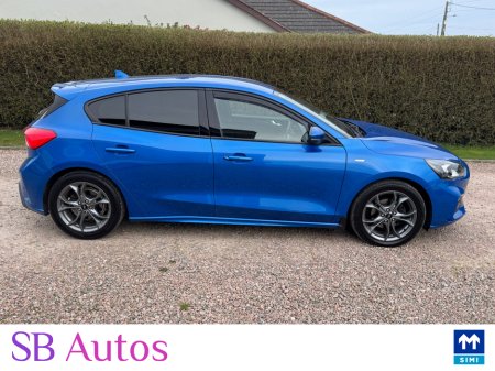 2020 Ford Focus - thumbnail 7