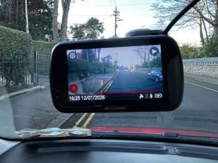 2018 Fiat 500 1.2 - 21KMS - PAN ROOF - IRISH CAR €12,900 thumbnail