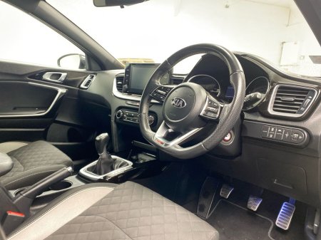 2021 Kia Ceed - thumbnail 8