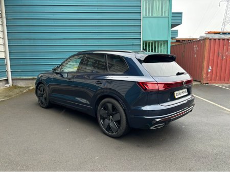 2023 Volkswagen Touareg N1 2 Seat Commercial Van €59,950 thumbnail