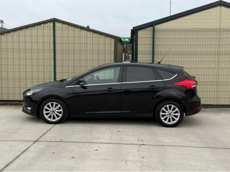 2017 Ford Focus 1.5 TDCI TITANIUM S/S 12 120PS 5DR €11,950 thumbnail