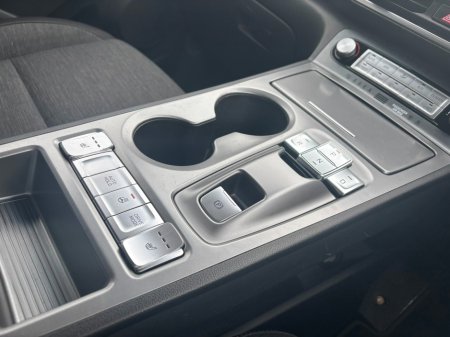 2022 Hyundai Kona Executive EV 39kWh Auto €18,990 thumbnail