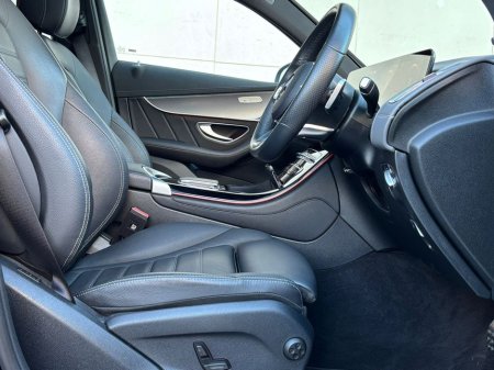 2023 Mercedes-Benz EQC EQC 400 4MATIC AMG LINE PREMIUM €44,990 thumbnail