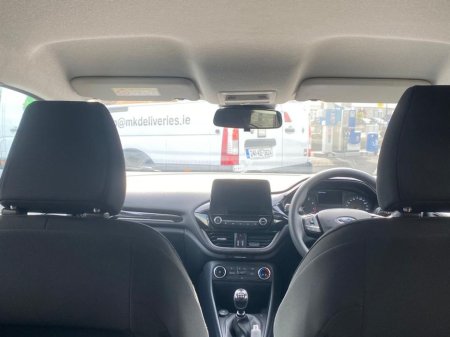 2021 Ford Fiesta - thumbnail 33