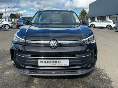 2025 Volkswagen Tiguan - thumbnail 8