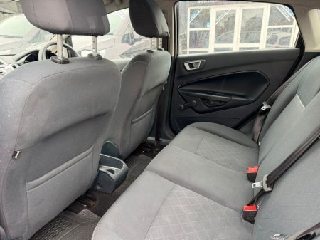 2012 Ford Fiesta - thumbnail 14