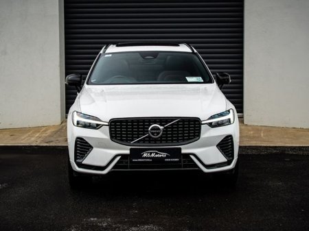 2024 Volvo XC60 T6 Phev Plus Dark AWD *Panoramic roof* *Harmon Kardon* €53,950 thumbnail