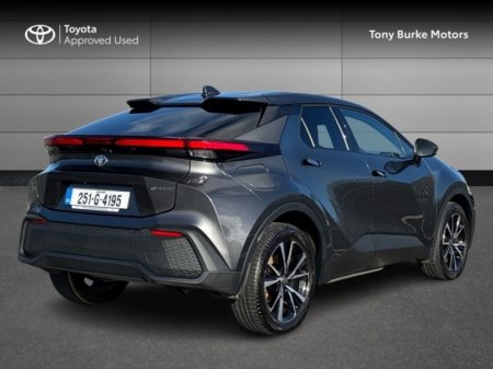 2025 Toyota C-HR PHEV - Save EUR 6,200 - Plug In Hybrid - Sport Edition - No Range Anxiety - 2lt - 223bhp // Remote Central Locking // Front Electric Windows // Rear Electric Windows // Electric Mirrors // Heated Mirr €38,830