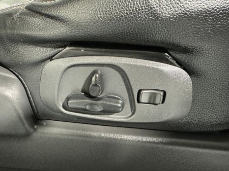 2017 Mitsubishi Pajero 3.2 DiD LWB 2 Seater N1 Commercial €27,500 thumbnail