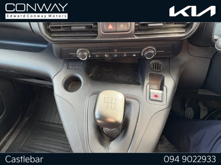 2022 Toyota Proace - thumbnail 13