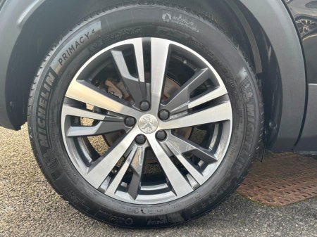 2023 Peugeot 3008 ALLURE PREMIUM+ PHEV €29,995 thumbnail