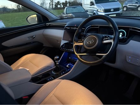 2021 Hyundai Tucson IX35 EXECUTIVE PLUS 56,500 KM €26,950 thumbnail