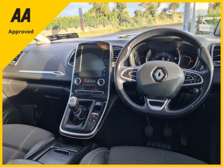 2017 Renault Grand Scenic - thumbnail 19