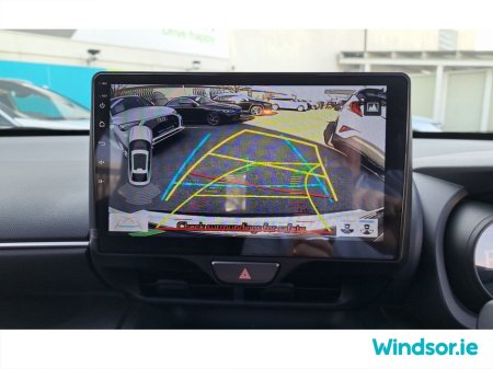 2021 Toyota Yaris Cross - thumbnail 18