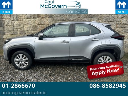 2023 Toyota Yaris Cross - thumbnail 2