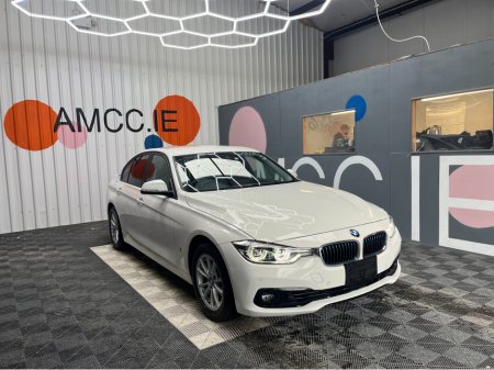 2018 BMW 3 Series BMW 330e / 35k KMs / HEATED SEATS , REVERSE CAMERA & MORE €22,950