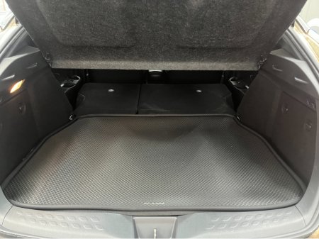 2019 Toyota C-HR €19950 2019 TOYOTA C-HR S LED PACKAGE 1.8 AUTOMATIC / CRUISE CONTROL AND MORE €19,950 thumbnail