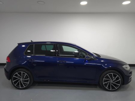 2017 Volkswagen Golf 1.2 TSI 110 bhp DSG Trendline €16,950 thumbnail