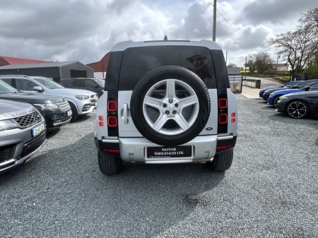 2023 Land Rover Defender - thumbnail 43