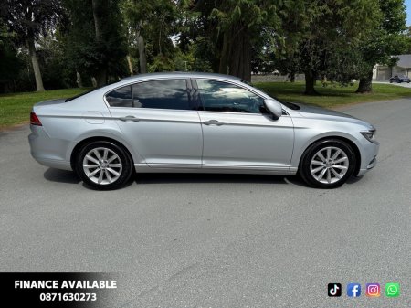 2016 Volkswagen Passat - thumbnail 15