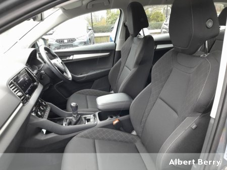 2020 Skoda Karoq AMBITION 1.6 TDI 115HP 4DR €21,950 thumbnail