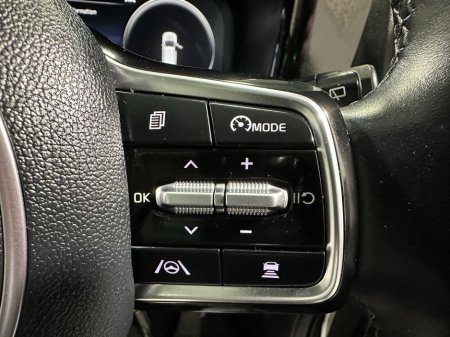 2023 Kia Sorento SAM Plug In Hybrid 4x4 7 Seater €49,800 thumbnail