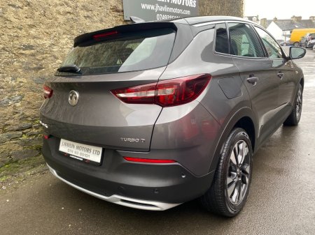 2019 Vauxhall Grandland X - view 4