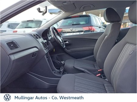 2015 Volkswagen Polo - thumbnail 4