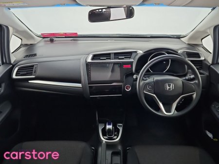 2017 Honda Fit FIT DAA-GP5 HYBRID 5DR AUTO €12,880 thumbnail