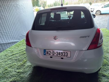 2014 Suzuki Swift - thumbnail 7