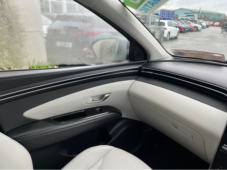 2023 Hyundai Tucson EXECUTIVE 1.6 PETROL PLUG IN HYBRID //LOW MILES//FULL LEATHER HEATED SEATS//REVERSE CAMERA// €33,950 thumbnail