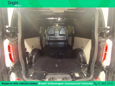 2025 Volkswagen Transporter - thumbnail 16