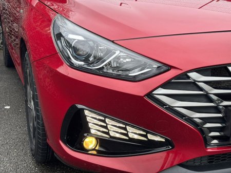 2021 Hyundai i30 1.0 GDI SE Connect 5dr €15,450 thumbnail