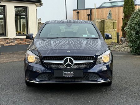 2017 Mercedes-Benz CLA Class CLA 180 D URBAN €19,900 thumbnail