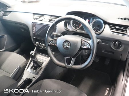 2019 Skoda Octavia - thumbnail 8