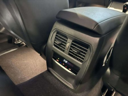 2023 BMW 3 Series - thumbnail 12