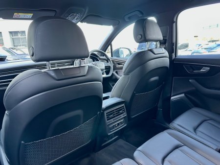 2025 Audi Q7 - thumbnail 15