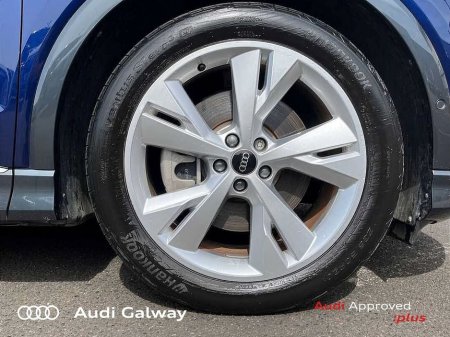 2025 Audi Q4 e-tron - thumbnail 6