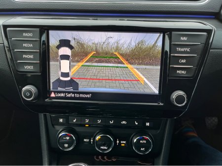 2016 Skoda Superb - thumbnail 10