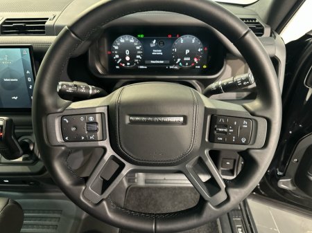 2026 Land Rover Defender - thumbnail 14