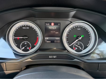 2021 Skoda Superb - thumbnail 16