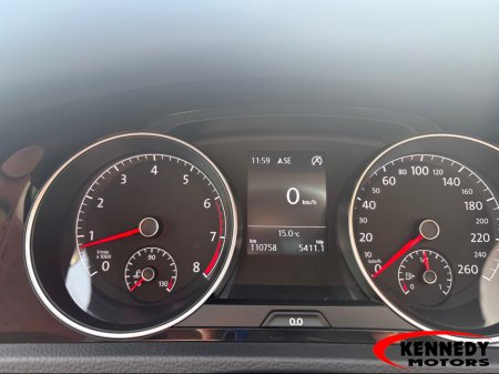 2017 Volkswagen Golf - thumbnail 9