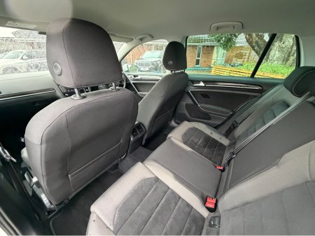 2016 Volkswagen Golf - thumbnail 24