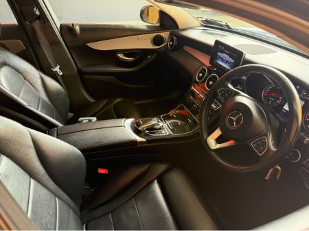 2017 Mercedes-Benz C Class - thumbnail 5