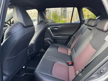 2025 Toyota Rav4 - thumbnail 7