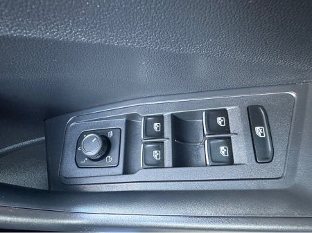 2019 Volkswagen T-Roc - thumbnail 14