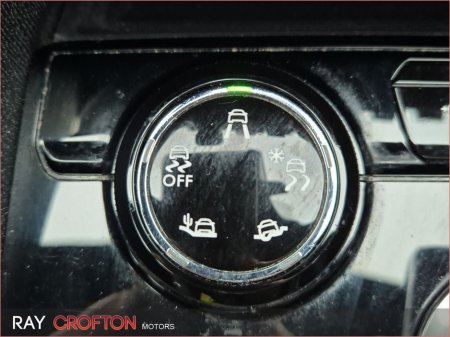 2017 Peugeot 3008 1.2 Puretech 130bhp GT Line Auto €17,950 thumbnail